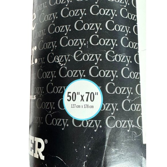 Joe Boxer Oversized Fleece Throw Blanket 50" x 70" Lightweight Polyester Tie-Dye - Picture 6 of 8